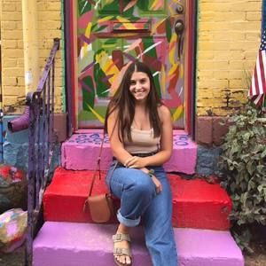 Meet your Posher, Alli